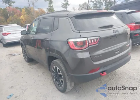 2020 Jeep Compass Trailhawk 4X4 z USA, uszkodzony, nr VIN 3C4NJDDB3LT207740